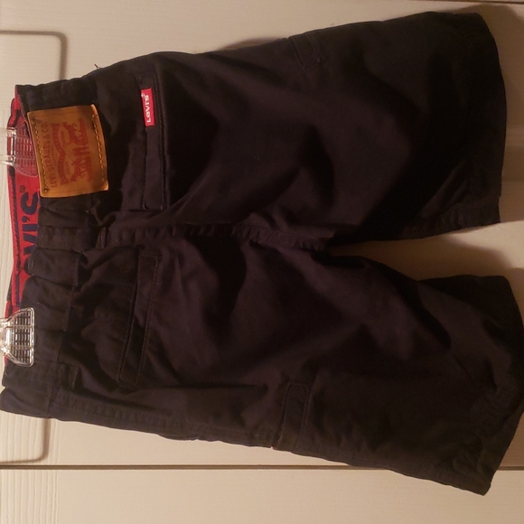 Levi's little boy's shorts - Picture 3 of 7